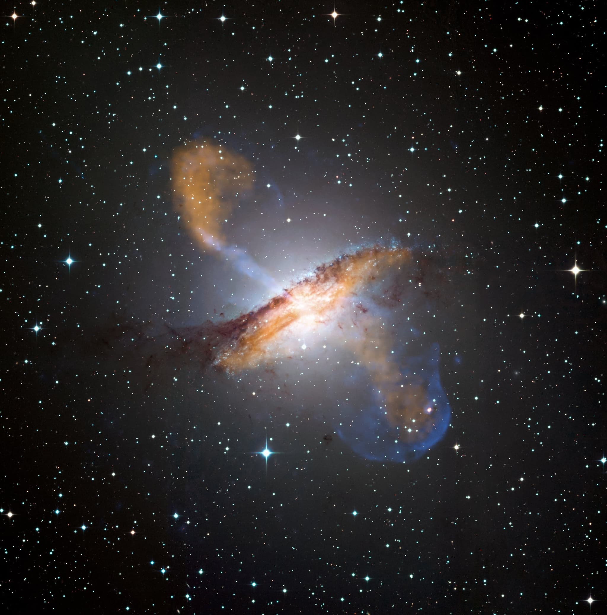 ESO/WFI (Optical); MPIfR/ESO/APEX/A.Weiss et al. (Submillimetre); NASA/CXC/CfA/R.Kraft et al. (X-ray)