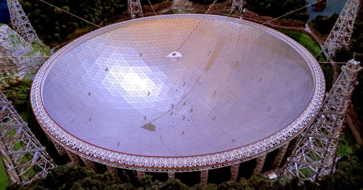 China Opens Up Ginormous Alien-Hunting Telescope