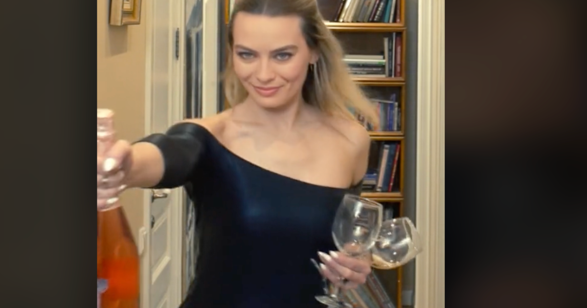 Unreal Margot Robbie / TikTok / Futurism