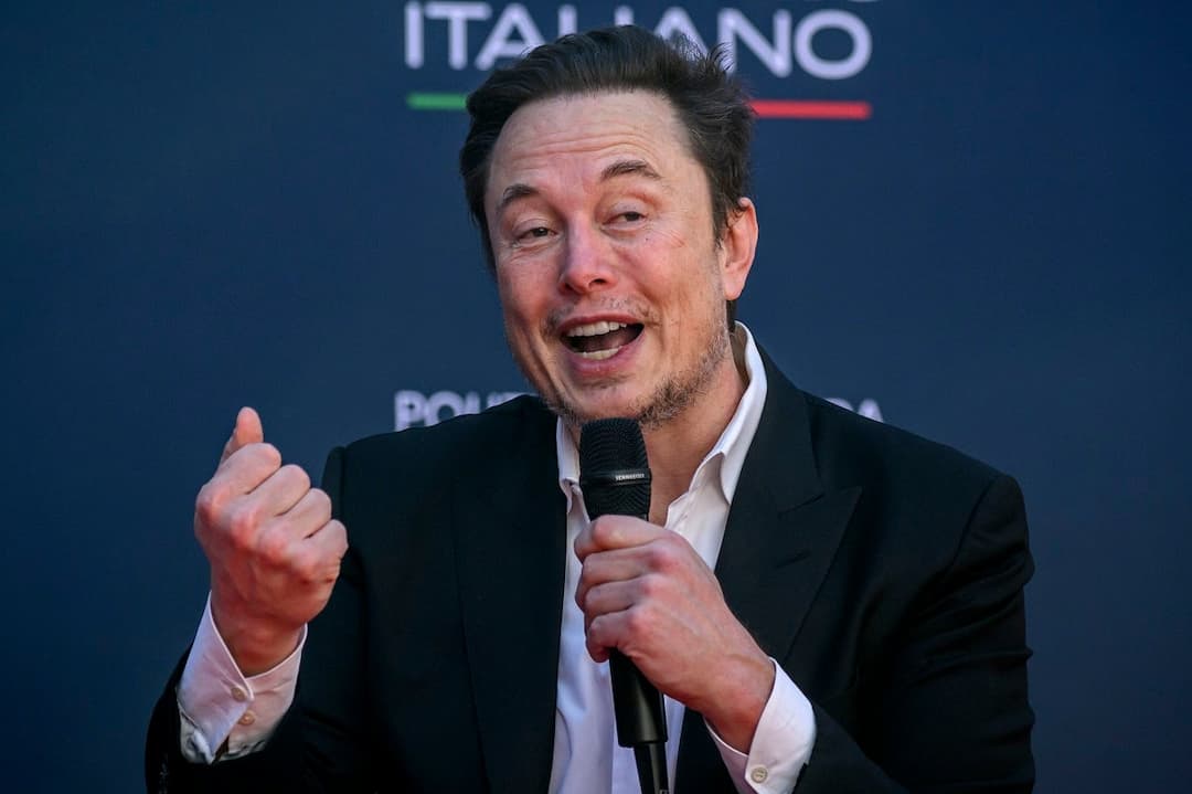 People Close to Elon Musk Concerned About Alleged Drug Use, Slurring Words