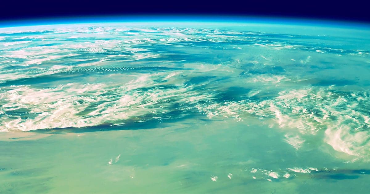 Scientist Defends Plan to Release Huge Amounts of Sulfur Into the Stratosphere