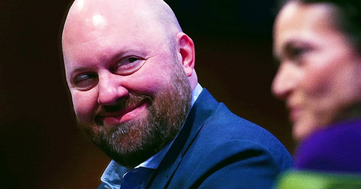 Justin Sullivan via Getty / Futurism