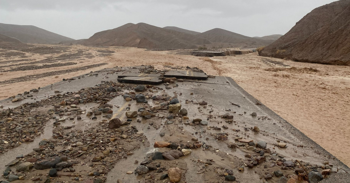 Death Valley Flooding Traps Nearly 1,000 People