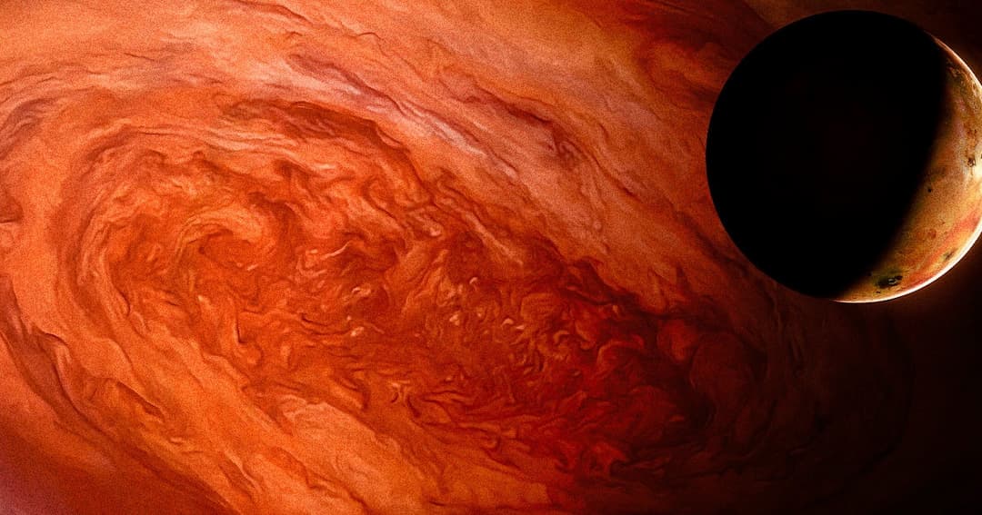 Object Crashes Into Jupiter, Explodes