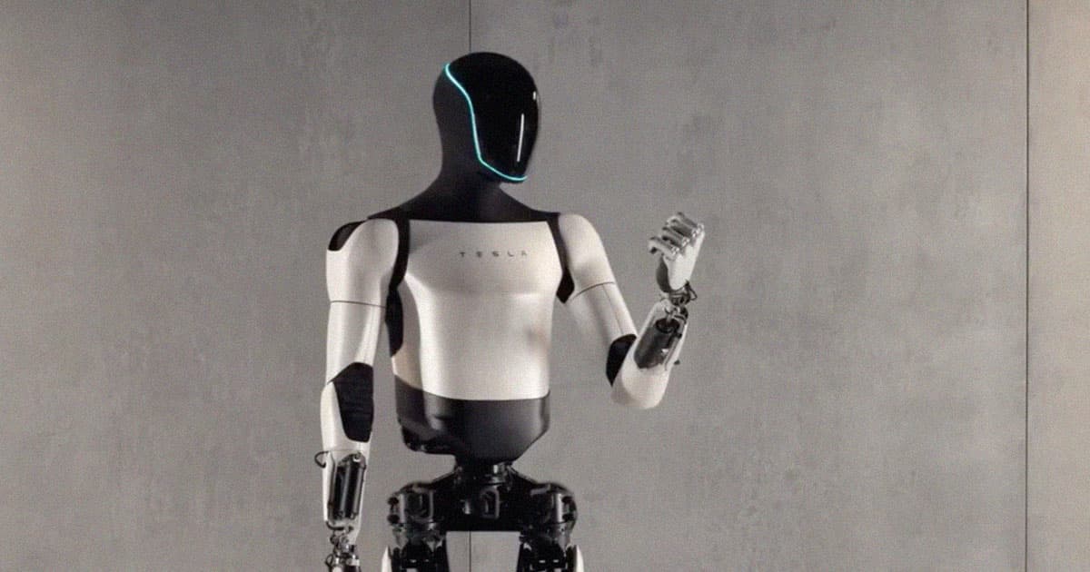 Tesla Unveils New Humanoid Robot