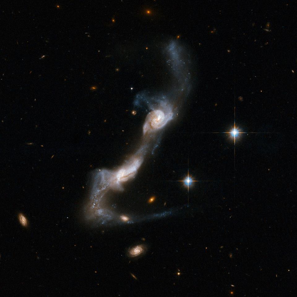 Image Credit: NASA, ESA, the Hubble Heritage Team (STScI/AURA)-ESA/Hubble Collaboration and A. Evans (University of Virginia, Charlottesville/NRAO/Stony Brook University)
