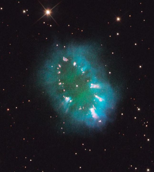 Click to see a larger image (Credit: NASA, ESA, and the Hubble Heritage Team (STScI/AURA)