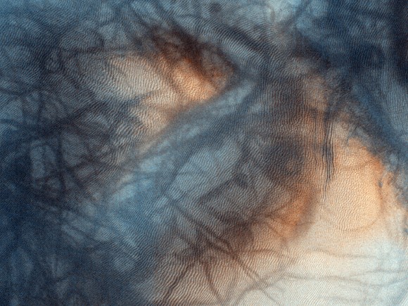 Credit: NASA/HiRISE team