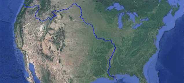 Image of the creek dividing the United States