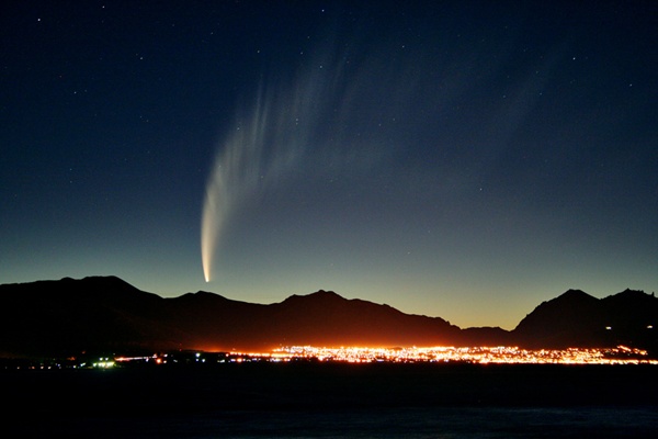 Comet McNaught via Martin Moline