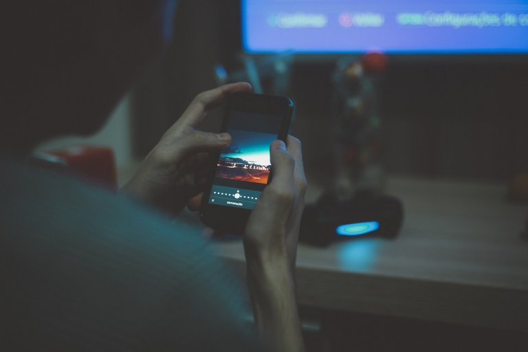 Staring at the Computer All Day (or Night) Really Is Bad for You