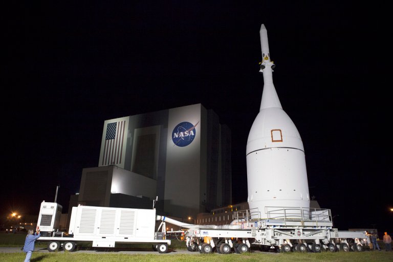 Orion Passes Key NASA Flight Review