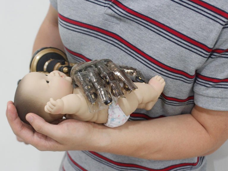 “Smart” Skin Applied On Prosthetic Limbs Can Replicate The Sense Of Touch