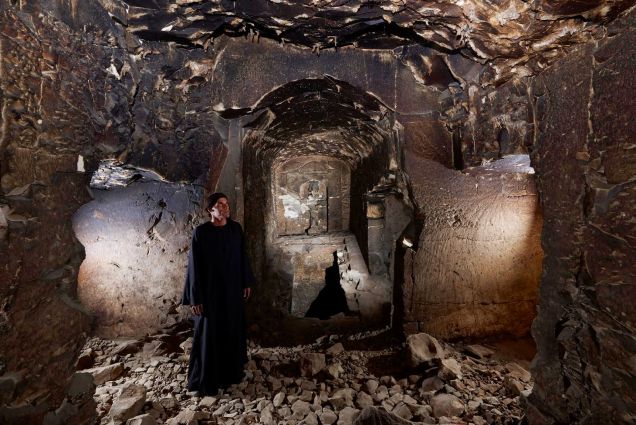 The main chamber. You can see the statue of Osiris at the back, with the stairs and central shaft going down.
