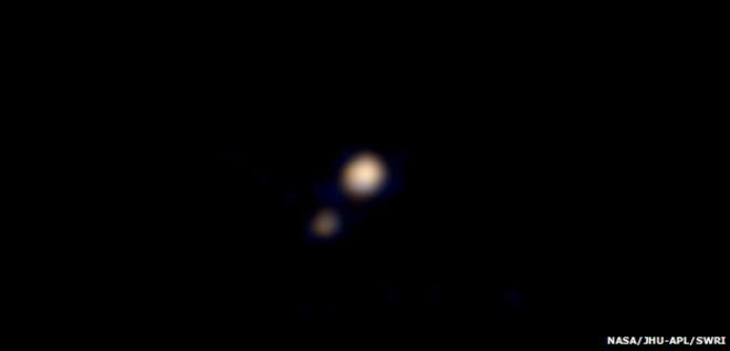 pluto first color photo