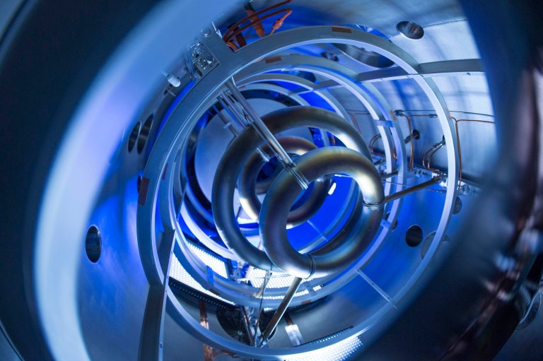 Lockheed Martin’s New Fusion Reactor Can Power a City and Fit Inside a Semi-Truck