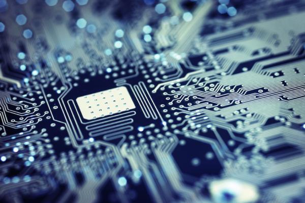 Moore’s Law Stutters as Intel’s Tick-Tock Skips a Beat
