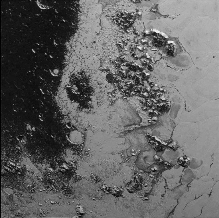 NASA Discovers Another Mountain Range on Pluto
