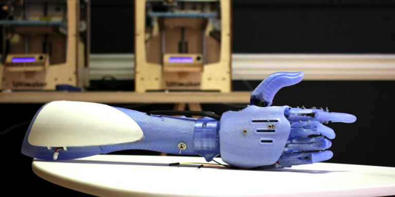 This Prosthesis Printed Out of Aluminum PLA Was Inspired by a Weightlifting Amputee