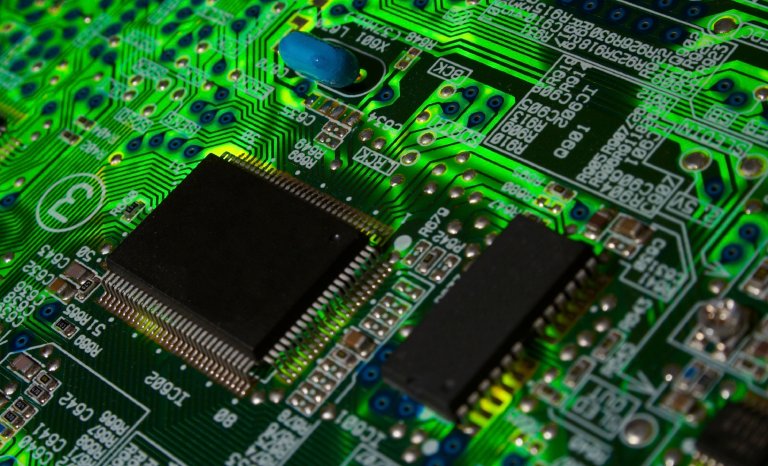 Researchers Create Self-Repairing Electrical Circuit