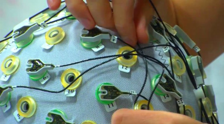 Researchers Create Brain-Computer Interface That Allows Controlling Exoskeletons