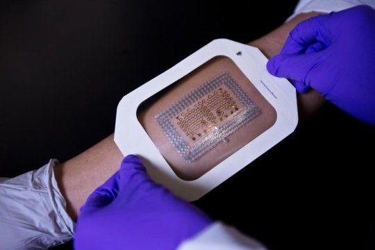 Electronic “temporary tattoos” for health monitoring are now cheap and easy to make