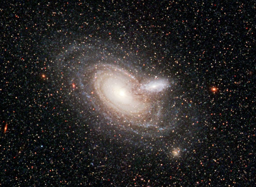 PGC 198197 (2MASX J00482185-2507365) 