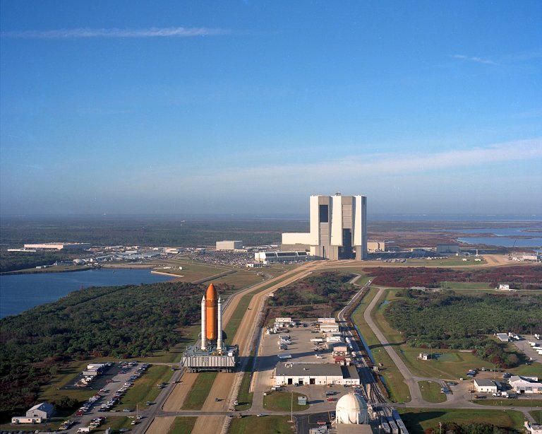 Elon Musk and Jeff Bezos will have neighboring launchpads at Cape Canaveral