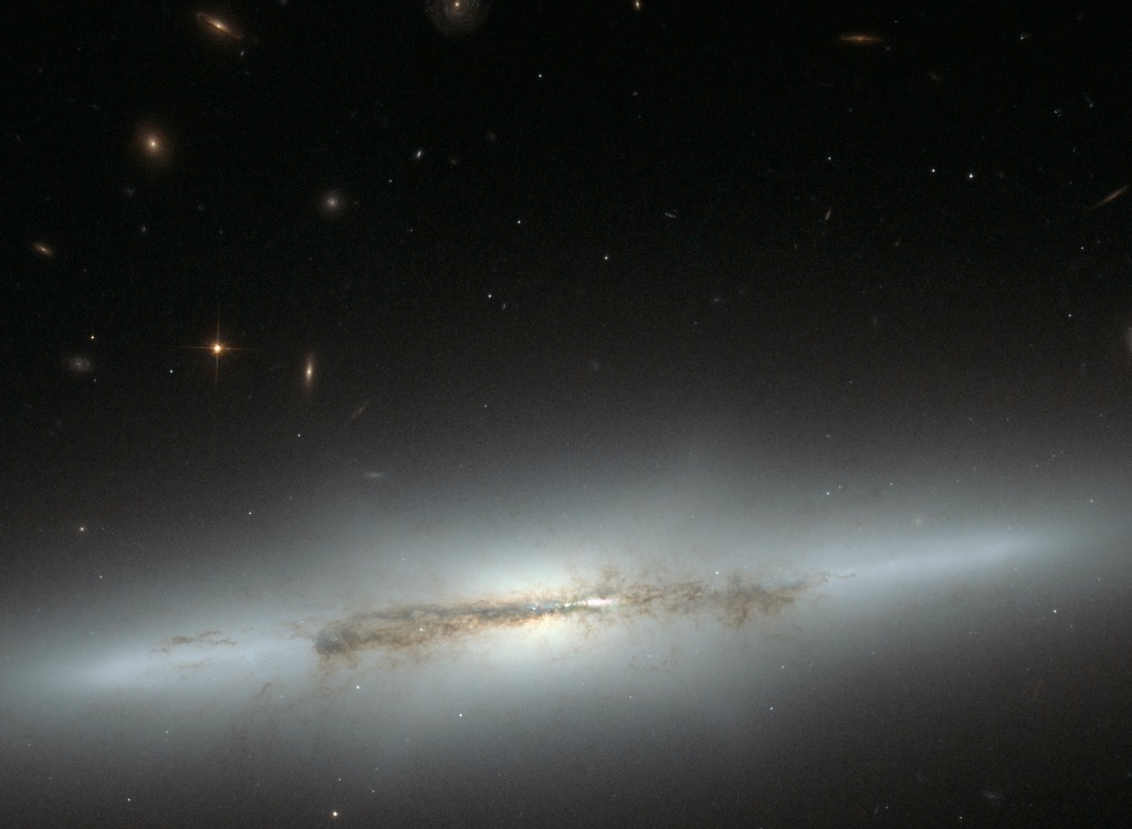 NGC 4710