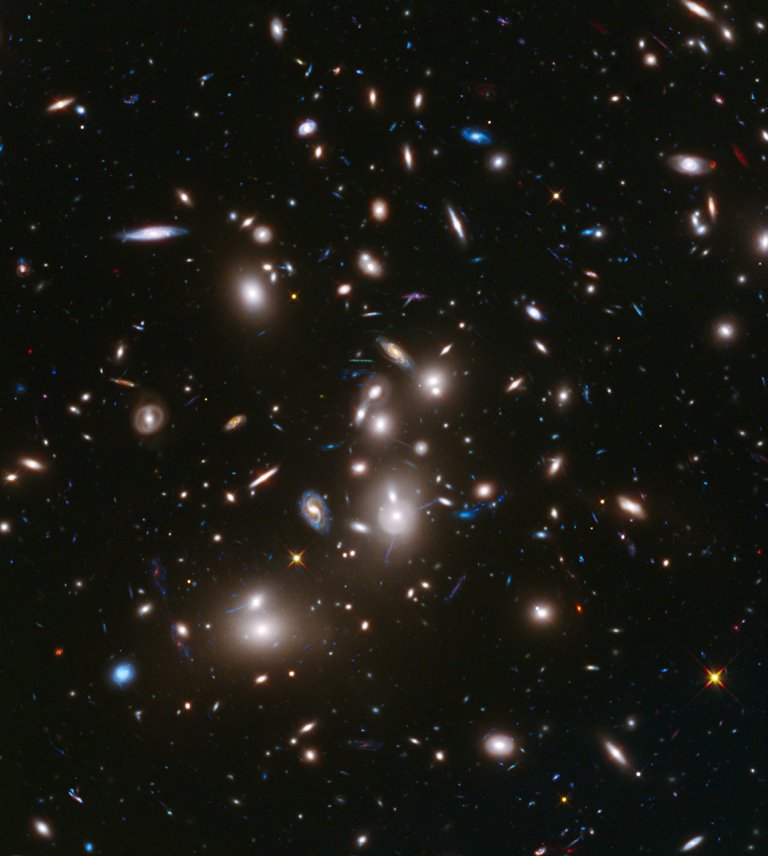 Hubble Finds Thousands of Unseen Distant Galaxies: