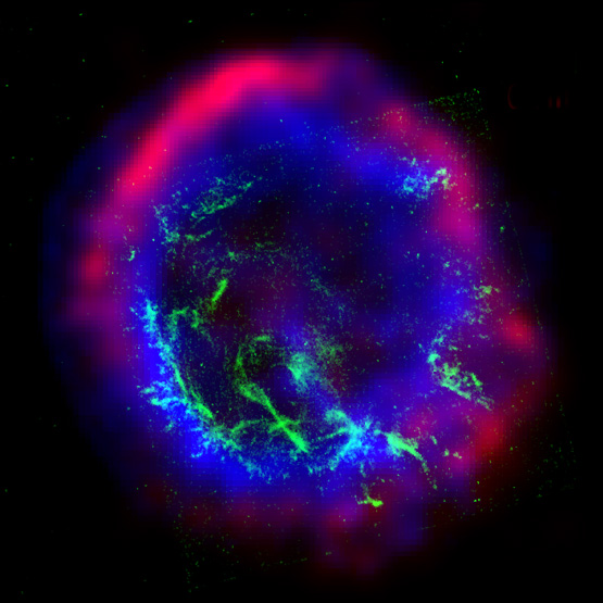 Astronomy Photo of the Day: 4/22/15 — E0102-72