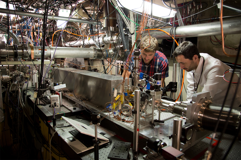 Researchers Develop More Compact Plasma Wakefield Particle Accelerator