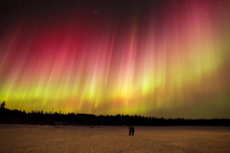 Astronomy Photo of the Day: 8/10/15 — Rare Red Aurora
