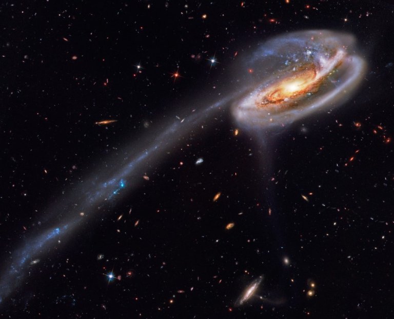 Astronomy Picture of the Day: 2/9/14 – Tadpole Galaxy