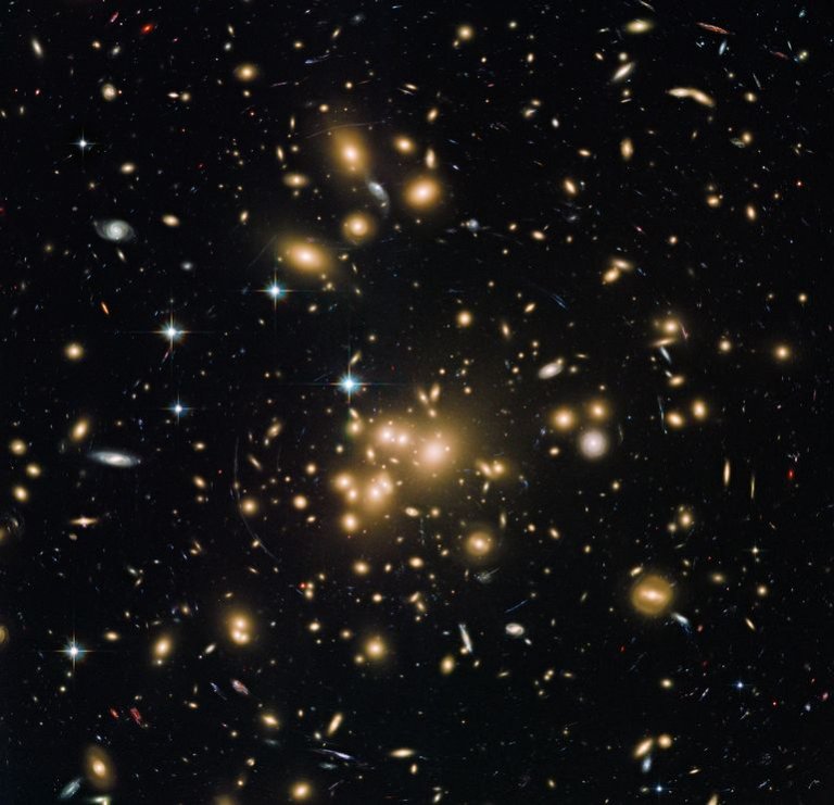 Scientists Map 8,000 Galaxies