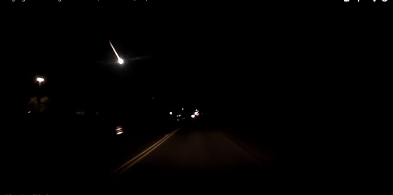 Fireball Streaks Across Texas Sky (Video)