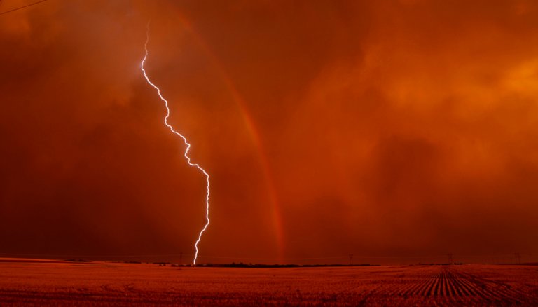 LIGHTNING: Epic Time-Lapse Cinematography