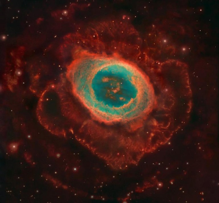 M57: The Great Space Flower