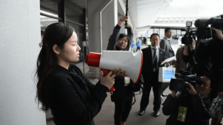 New Megaphone Automatically Translates Into Three Languages. See It in Action