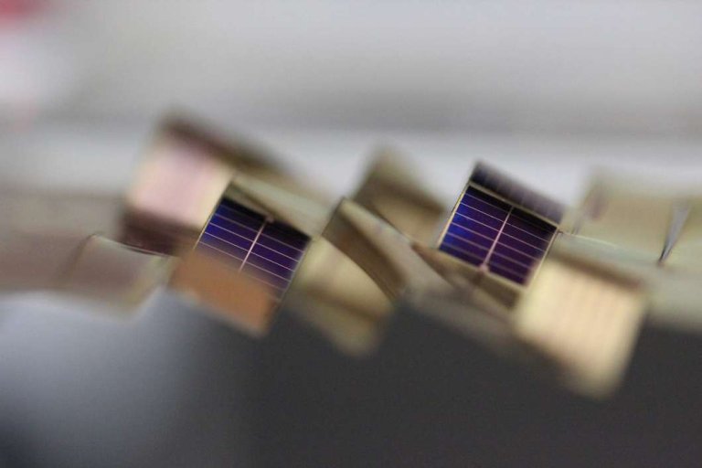 How Paper-Cutting Was Used to Make Lightweight, Sun-tracking Solar Cells