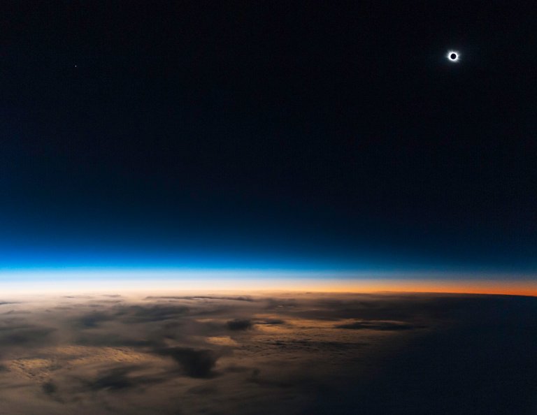 Mind-Bending View of a Solar Eclipse from the Stratosphere