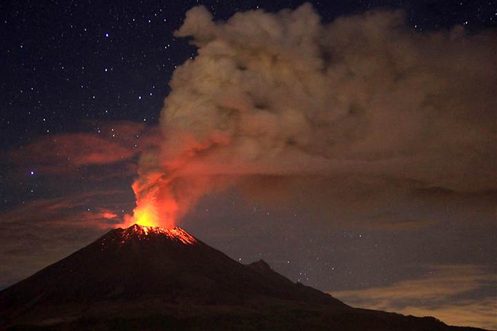 Supervolcanoes: What Would Happen if One Erupted?