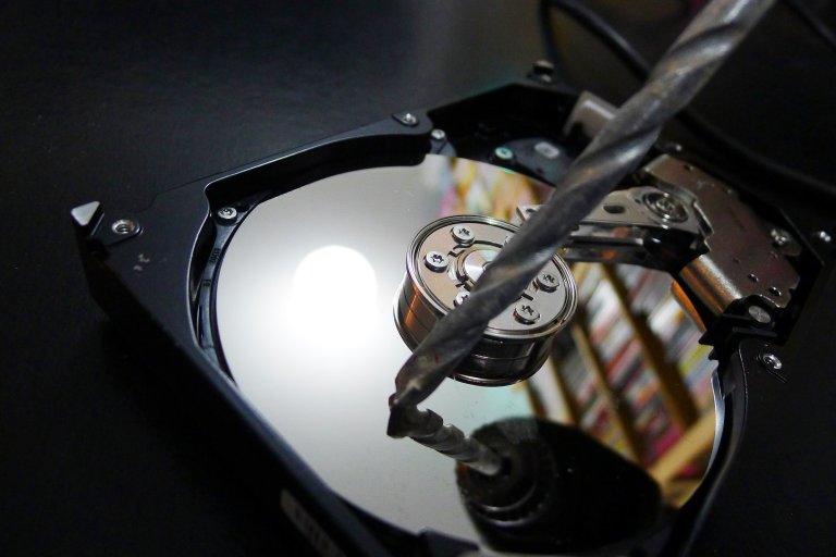 How Can You Completely Eradicate Your Hard Drive Data?