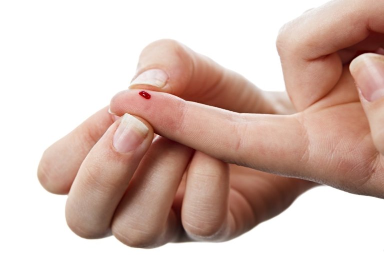 Google Just Filed a Patent For a Needle-Free Blood Drawing Smartwatch