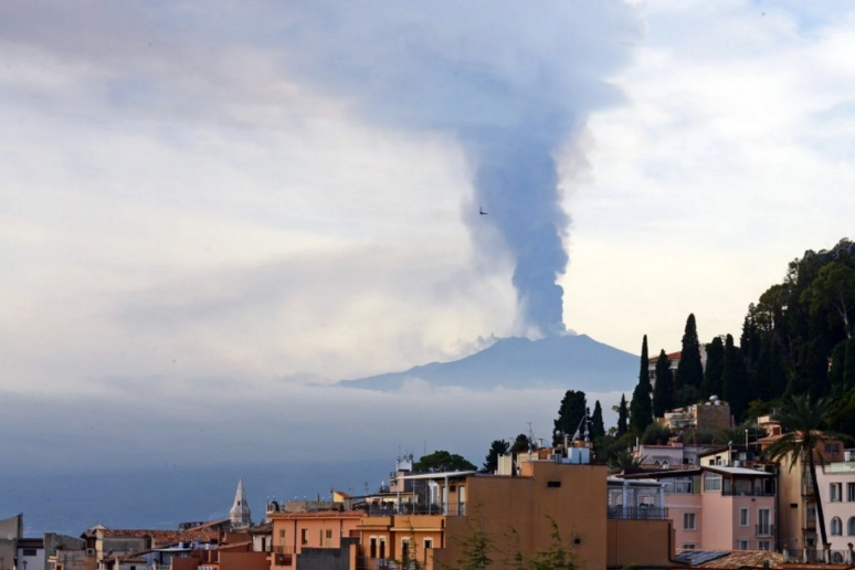 Smoke rises over the city of Taormina. Image credit: Giovanni Isolino 