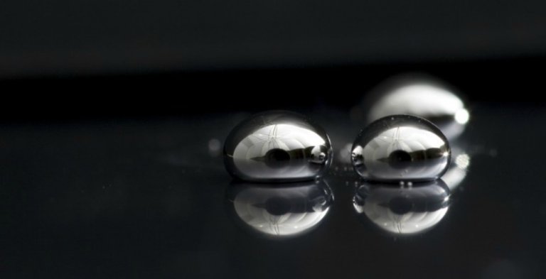 Hasta La Vista, Cancer: These Liquid Metal ‘Nano-Terminators’ Seek Out and Attack Tumors