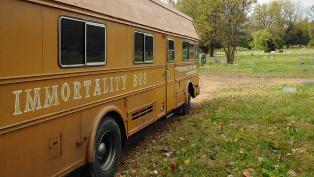 Ivanstan created the "Immortality Bus" using funding from Indiegogo. It is a pro-science symbol of resistance against aging and death