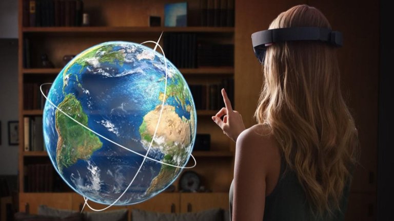 Hours Left to Cast Votes for the Next Microsoft HoloLens App