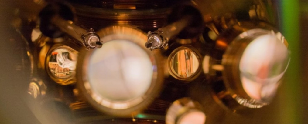 New accurate timekeeper can run for 15 billion years without losing or gaining a second. Image Credit: Marti/JILA