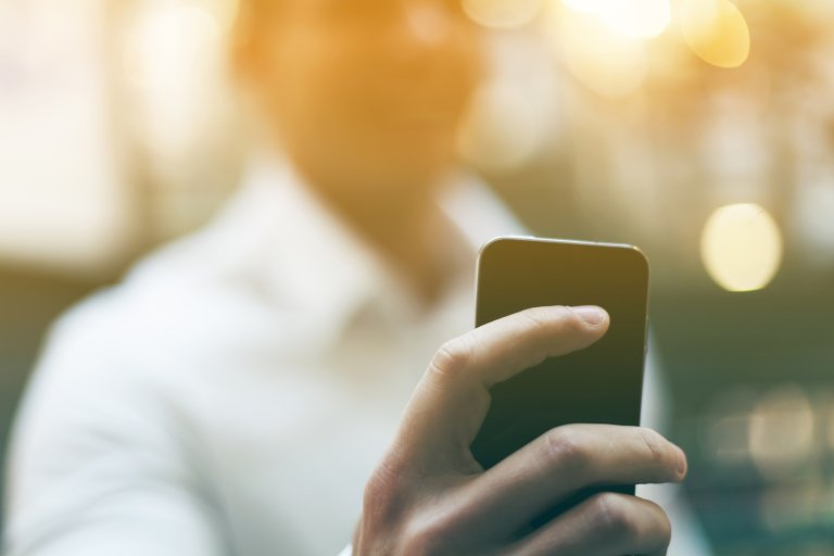 The Age of Electronics: US Banks Replace ATM Cards with Smartphones